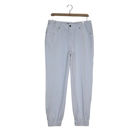 Black Label by Chico's Women's M White Ankle Jogger Jeans - Picture 1 of 12